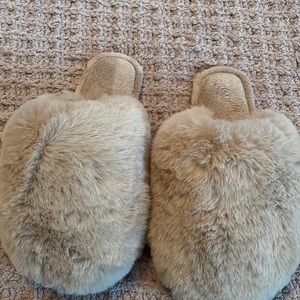 Pottery Barn Slippers
